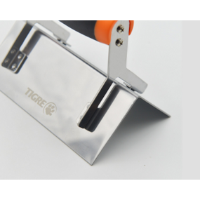 Desempenadeira inox canto interno Tigre Pro 2123-00